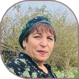 נעמי יפרח מורה לכלכלת בית